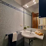 Apartamento Modern Flat With Balcony-beahost *