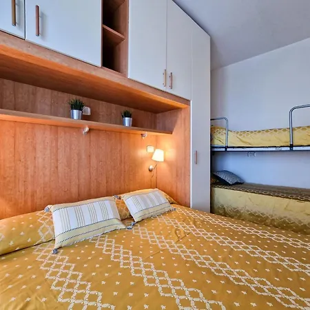 Modern Flat With Balcony-beahost Apartamento